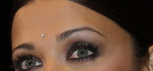 KULIA Bindi Dots Multicolour Round Bindi 6 Packets Tattoos Sticker Tikka Bollywood Party Mix Size Forehead Face Sticker Stone Bindi Indian Ethnic Round Bindi Women Jewelry Gift - Image 6