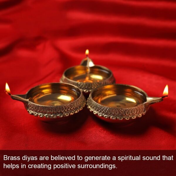 Hashcart Brass Diya for Puja Kuber Diya [ 10 Pc ] - Handmade Indian Brass Oil Lamp for Puja - Kutthu vilakku nilakku Deepam for Diwali Decorations - Diwali Gifts - Image 4