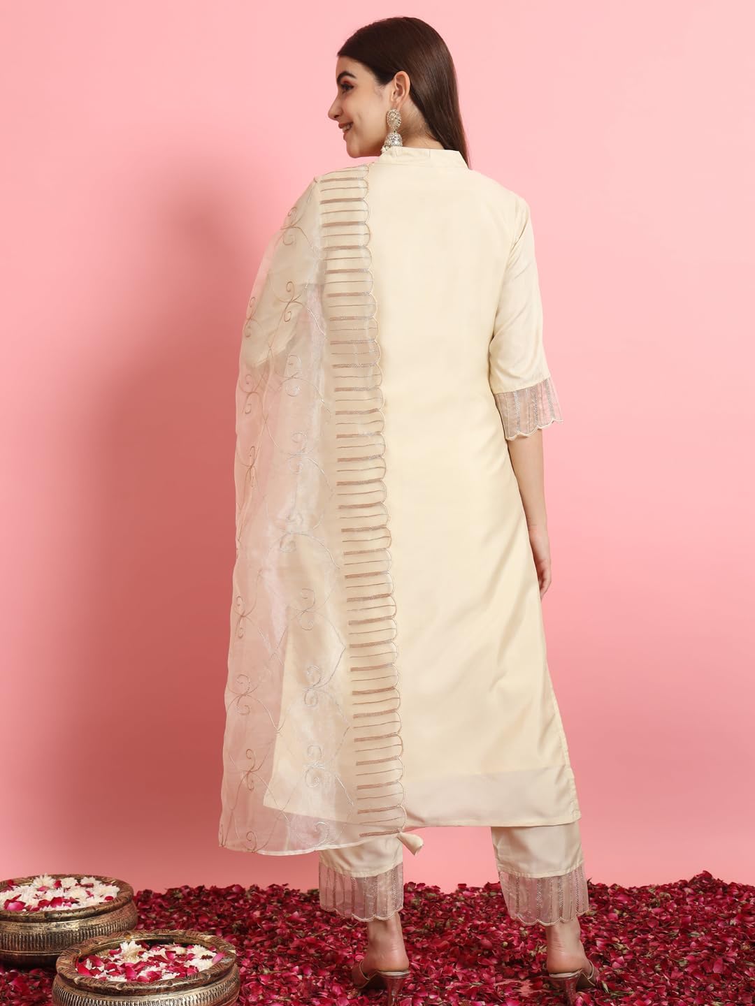 VredeVogel Women's Silk Blend Embroidered Kurta with Pant & Dupatta Set - Image 5