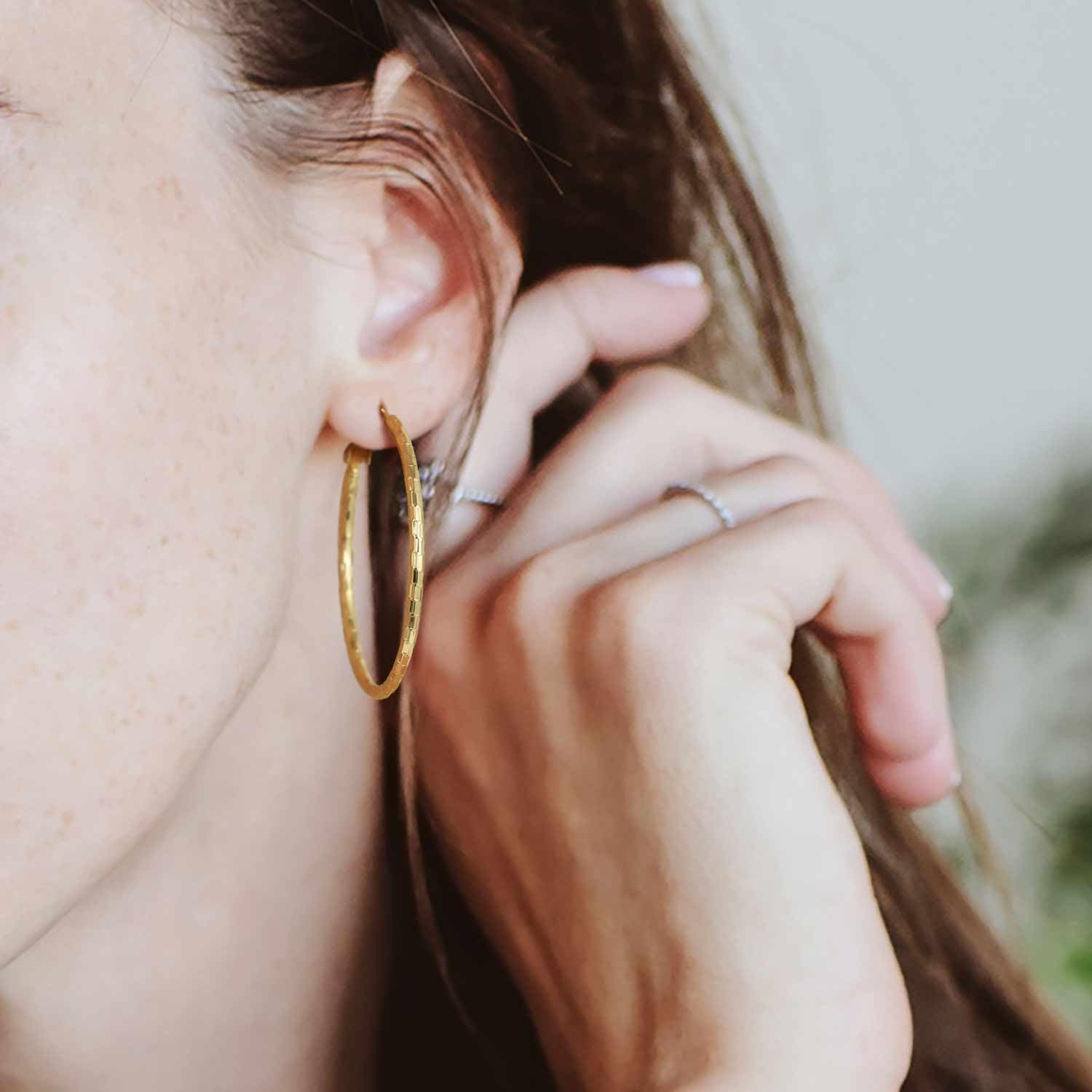 Gold Hoop Earrings for Women 14K Gold Earrings for Women Sparkling Design Hypoallergenic Lightweight Gold Hoop Earrings Women Earrings Hoops 40mm - Image 6