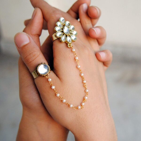White Round Kundan Ring With Kundan Flower 2 Finger Ring Adjustable Indian Tradtional Two Finger Indian Punjabi Wedding Jewelry Easy To Wear - Image 2