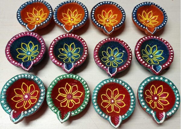 4 Pcs Diya Set of Clay Handmade Diya for Diwali/Deepawali Gift/Decorations/Natural Earthen Oil Lamp/Traditional Diyas for Pooja with Cotton Wicks Batti - Image 2