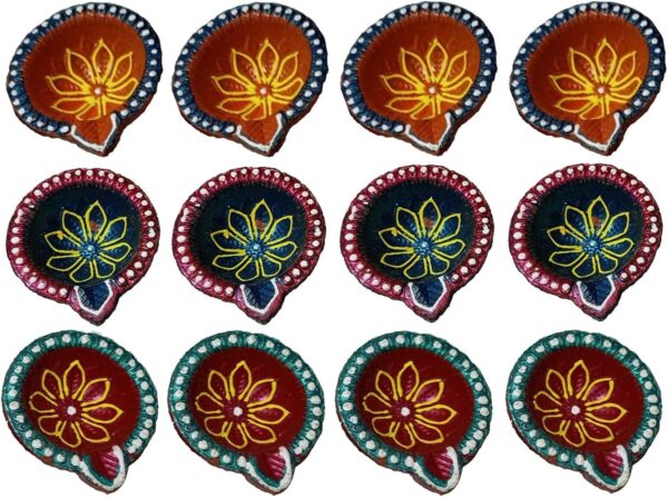 4 Pcs Diya Set of Clay Handmade Diya for Diwali/Deepawali Gift/Decorations/Natural Earthen Oil Lamp/Traditional Diyas for Pooja with Cotton Wicks Batti
