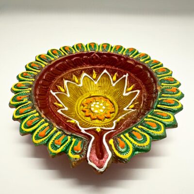One Large Clay Diya for Diwali Decoration & Pooja – Terracotta Traditional Mitti Diya, Handpainted in Antique Colors Diya for Rangoli, Navratri Celebrations, and Festive Home Décor
