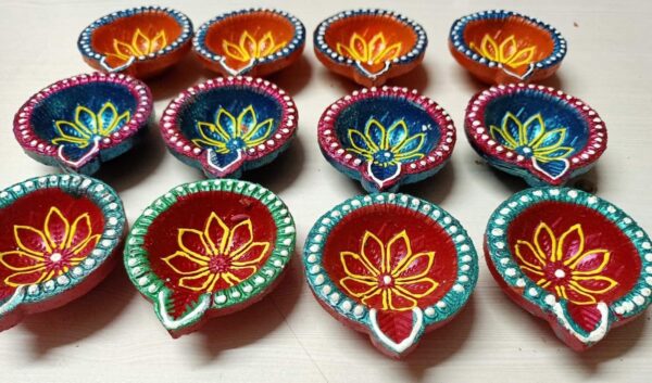 4 Pcs Diya Set of Clay Handmade Diya for Diwali/Deepawali Gift/Decorations/Natural Earthen Oil Lamp/Traditional Diyas for Pooja with Cotton Wicks Batti - Image 4