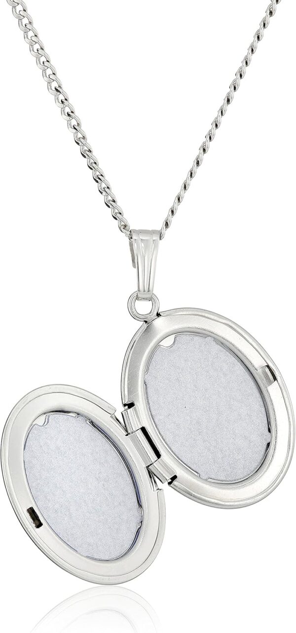 Amazon Essentials Sterling Silver Polished Oval Locket Necklace (previously Amazon Collection) - Image 2