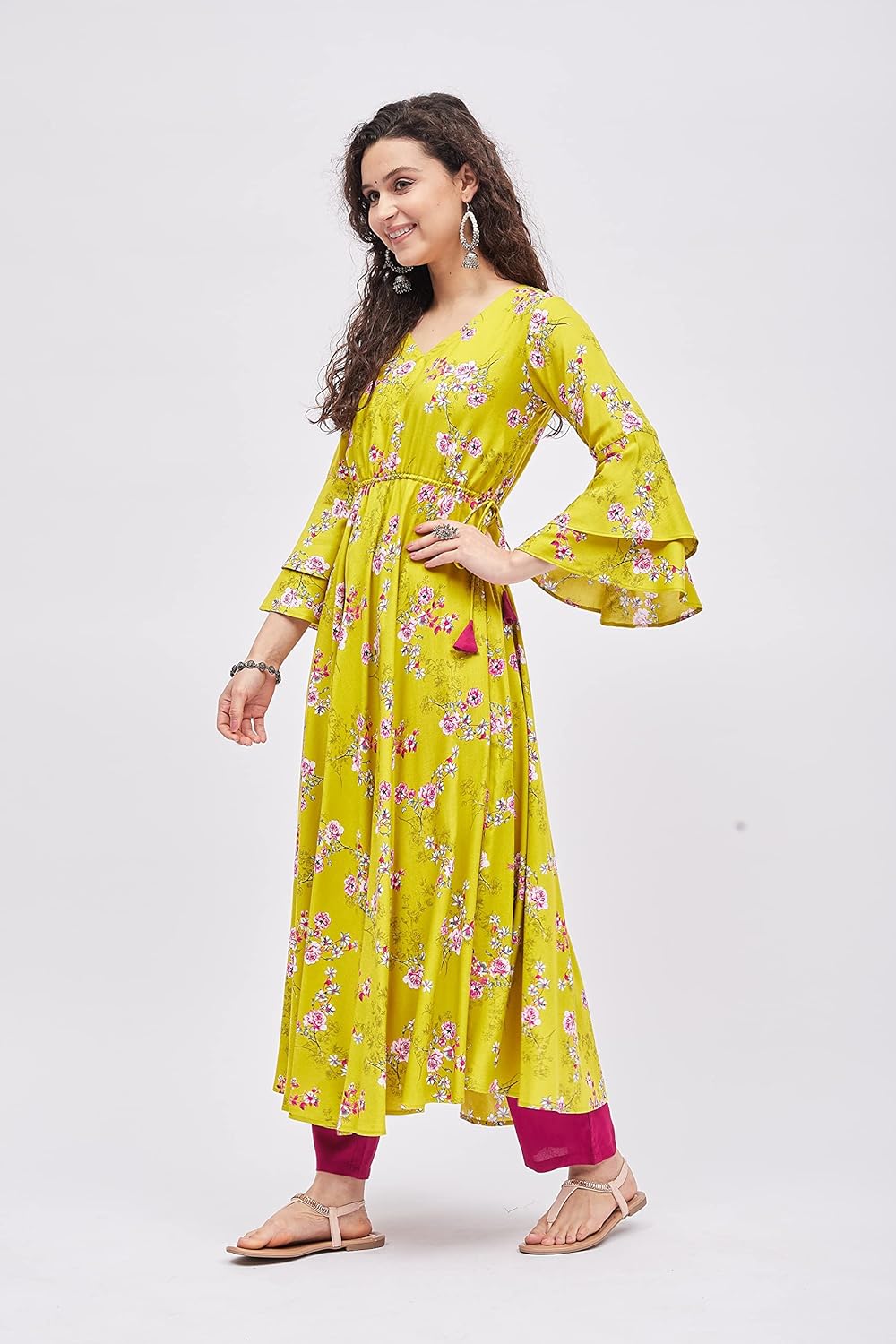 Tissu Women's Rayon Green & Rani Floral Printed Tie-up Kurta - Image 2
